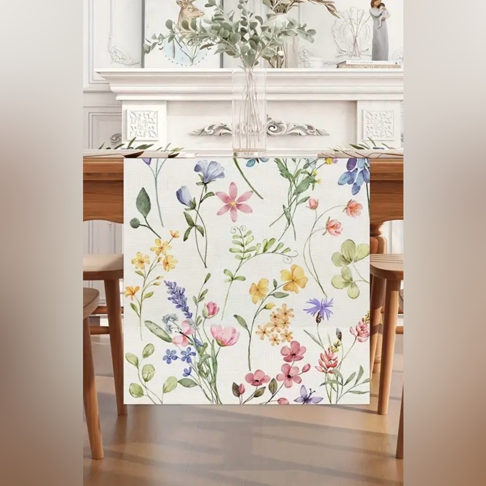 Wildflower Floral Polyester Linen Table Runner NIP